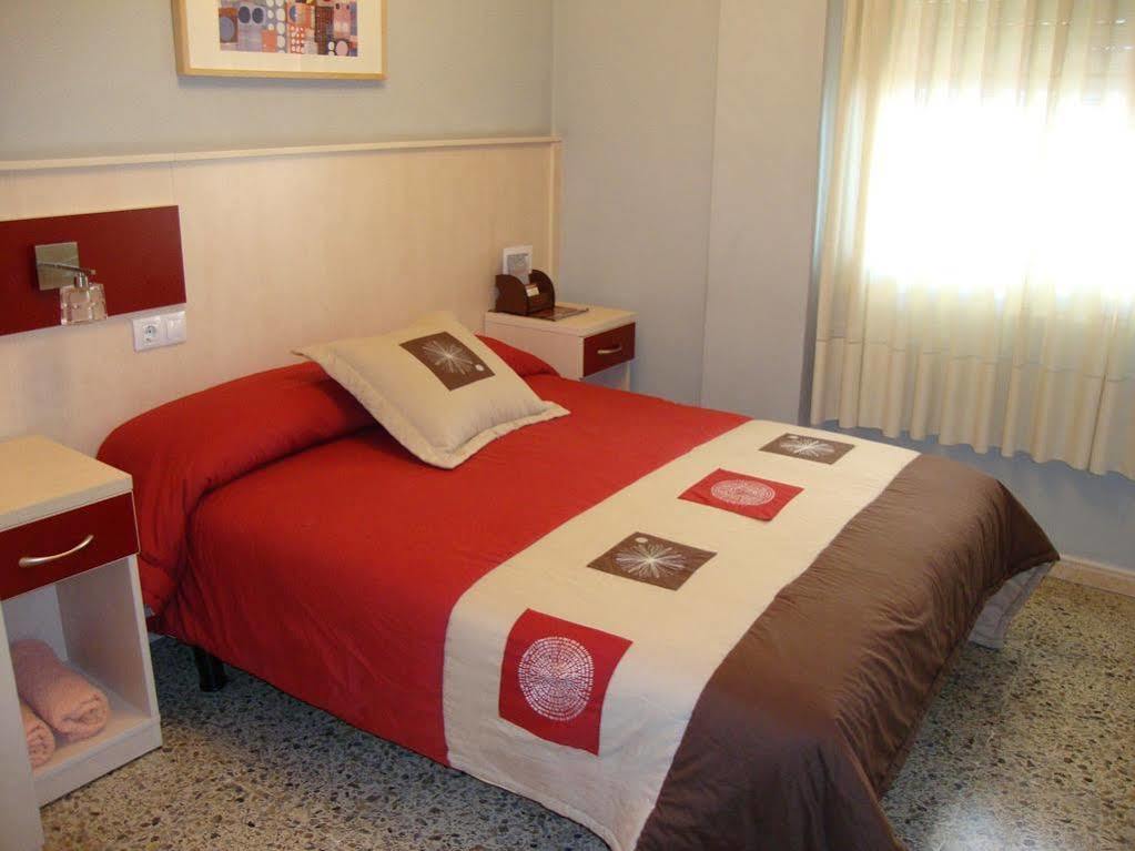 Hostal Badalona Eksteriør bilde